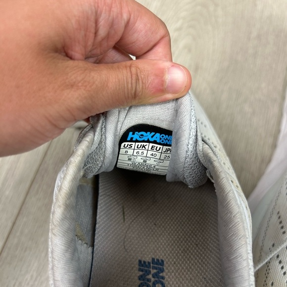 Hoka One Arahi 4 Women’s Nimbus Cloud Lunar Rock Running Shoes - Picture 6 of 7